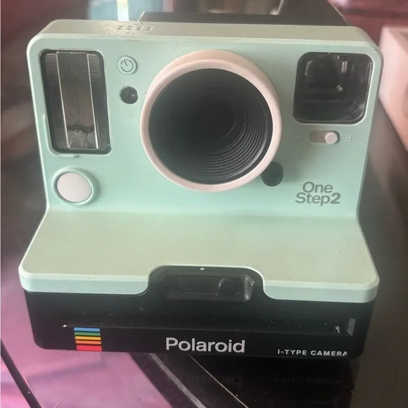Polaroid | Cameras, Photo & Video | Polaroid Onestep 2 Mint Polaroid | Cameras, Photo & Video | Polaroid Onestep 2 Mint